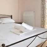 Nikolaos Case de vacanță